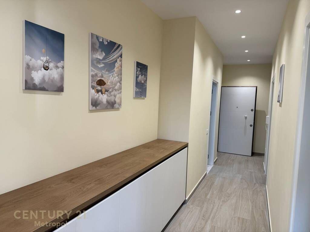 JEPET ME QIRA APARTAMENT 2+1+2, KAMËZ QENDËR!