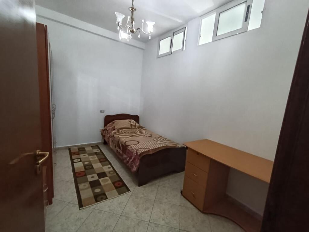 Jepet me qera apartament 2+1 te Zogu i Zi