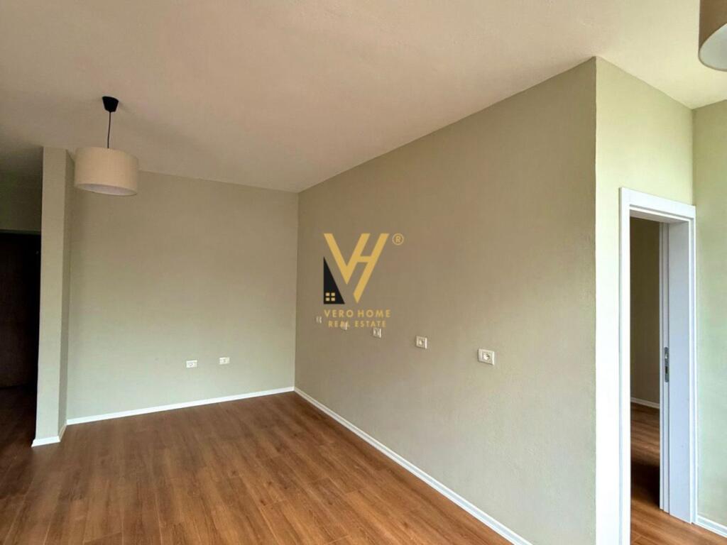 OFFICE 65 M2 FOR RENT ON BLV.BAJRAM CURRI 700 EURO