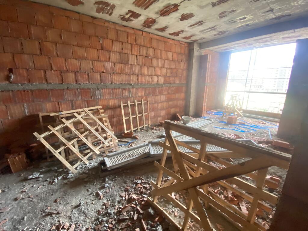 2+1, finito Paskuqan a Belfiore, 120.000 euro