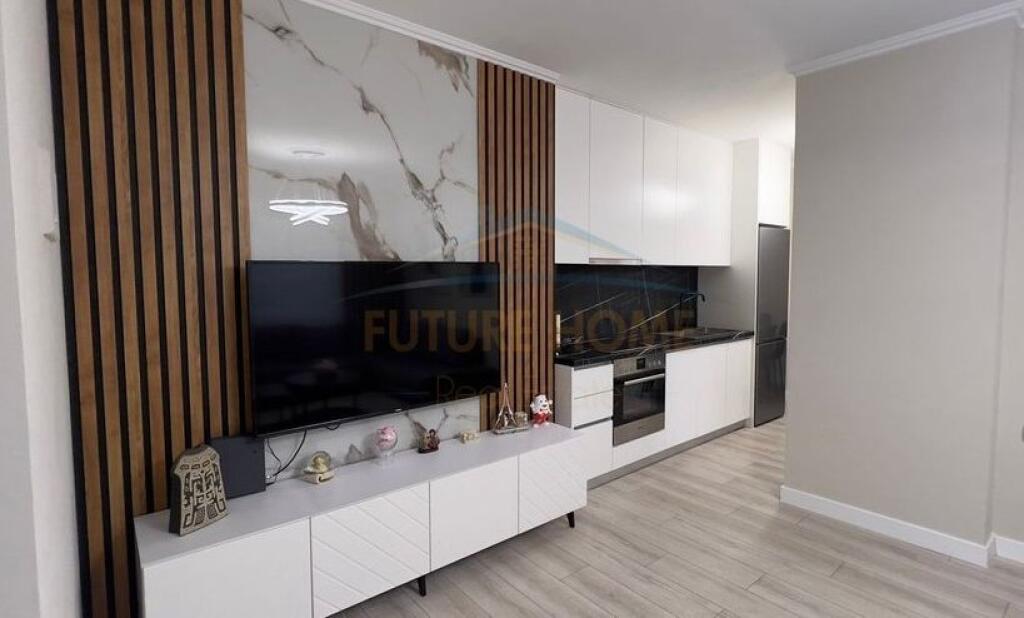 Affitto, Appartamento 1+1, Via Kosovareve, Tirana