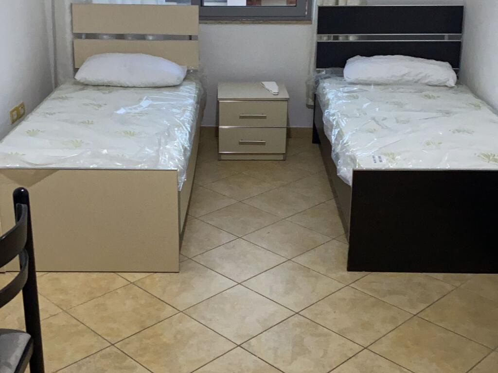 MONOLOCALE 28000 LEKE.ASTIR