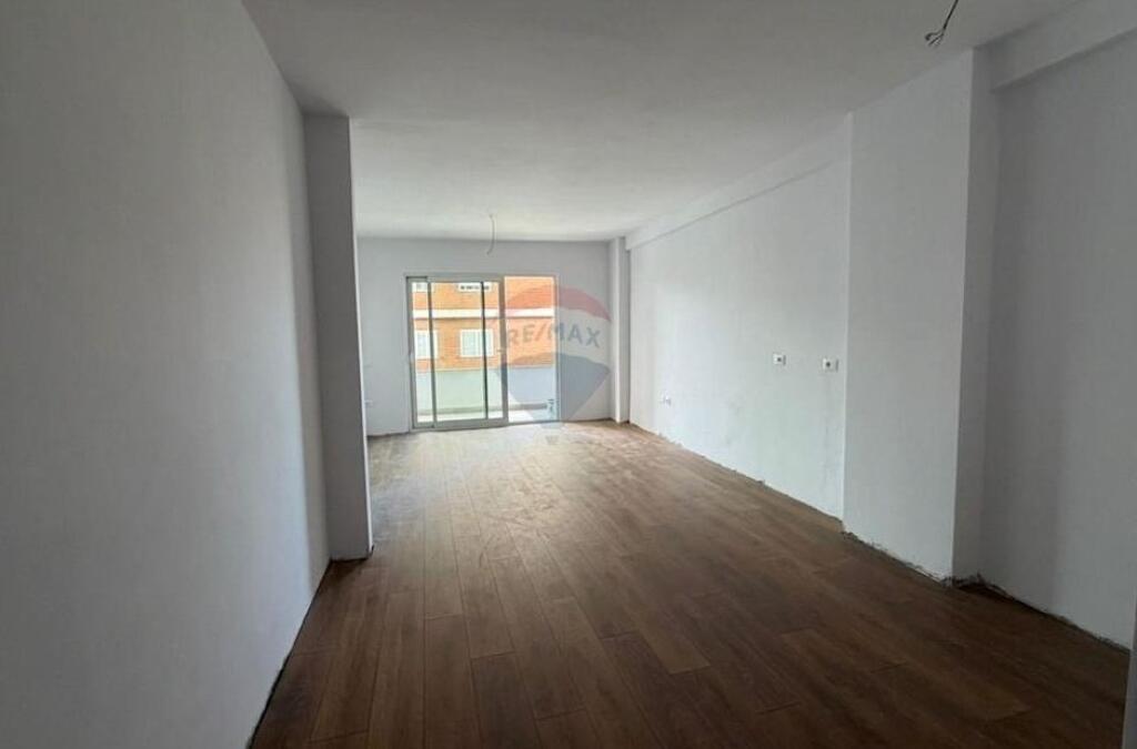 Appartamento 2+1- In Vendita - Via Sotir Caci, Tirana!!! ID: 530581007-108