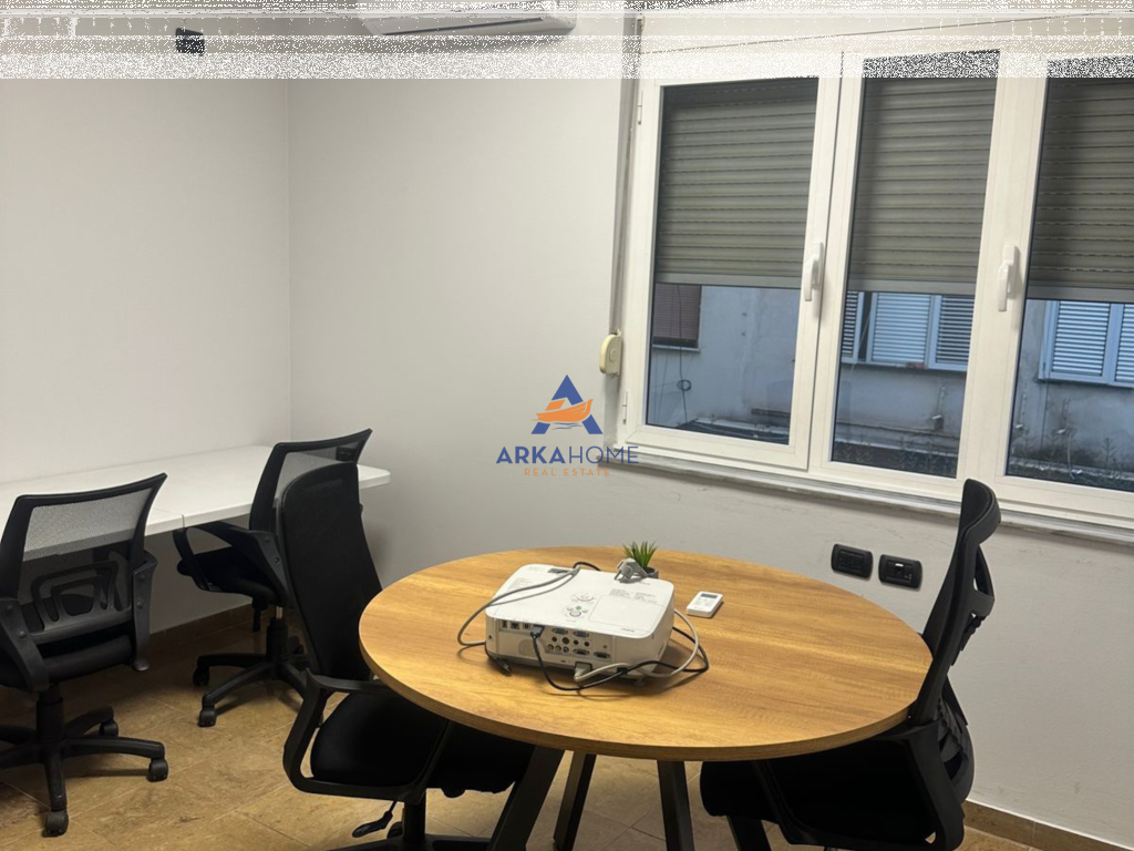 UFFICIO IN AFFITTO 60M2 "VIA PJETER BOGDANI, BLLOK" 1800 EURO
