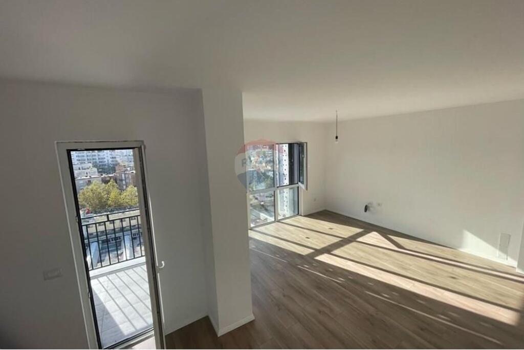 Apartment 1+1 for sale at 5 Maji