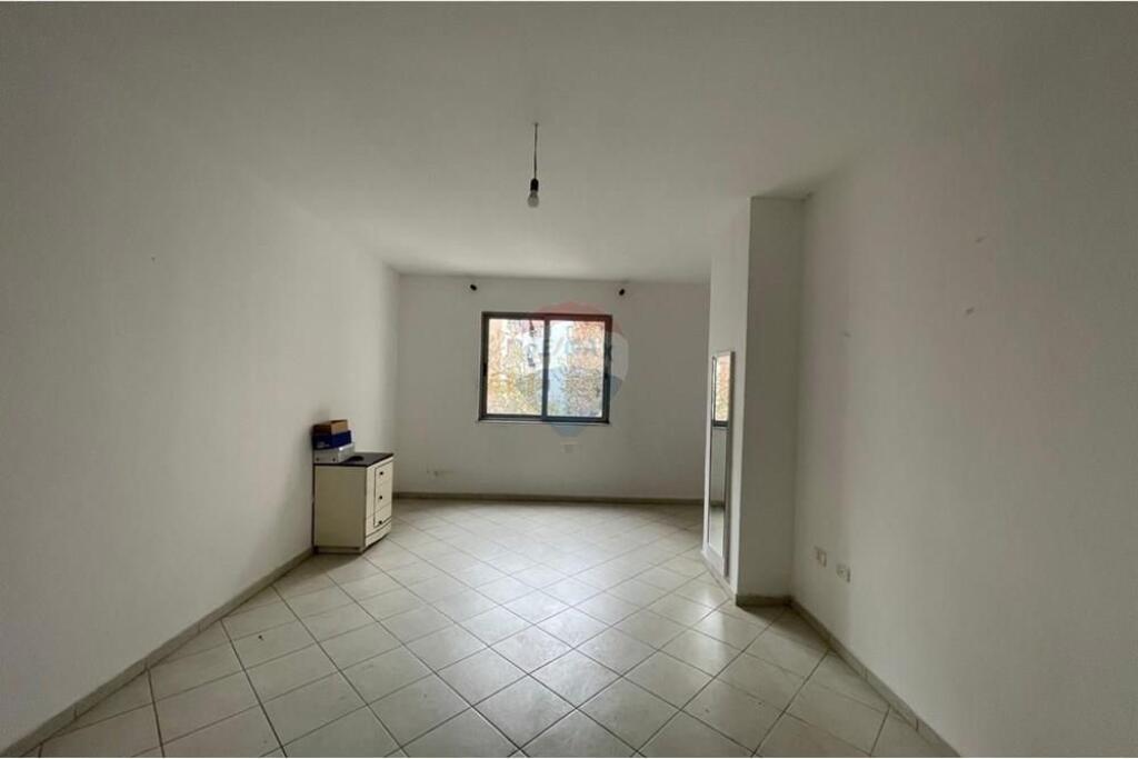 Appartamento - In Vendita - Via 3 Deshmoret, Tirana(ID: 530471002-241)