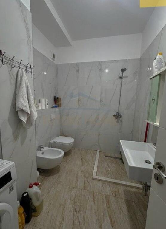 For sale, Apartment 2+1+2+ Parking Space, Porcelain, Tirana