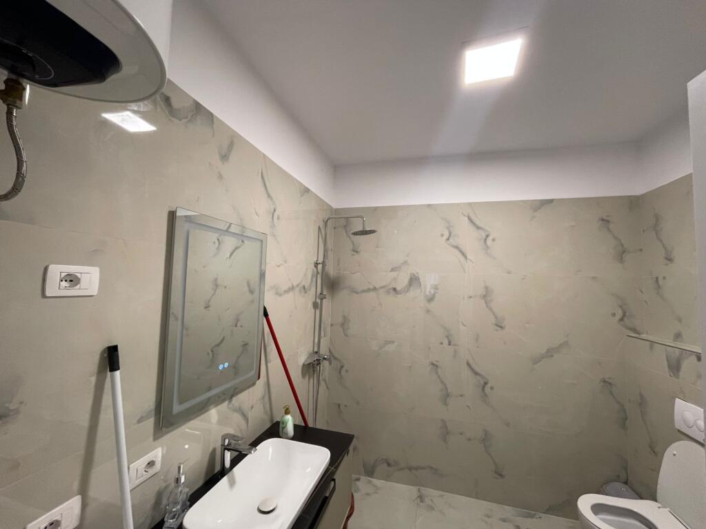 Affittasi appartamento 2+1+parcheggio