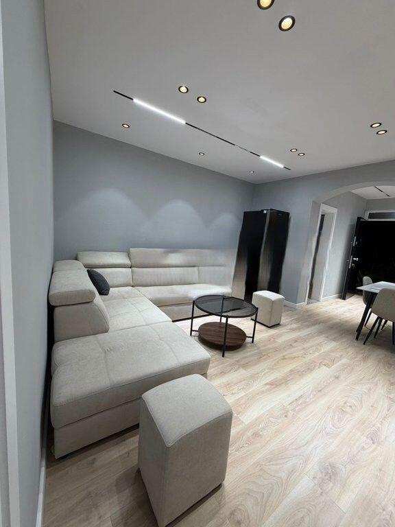 JEPET ME QIRA APARTAMENT 1+1 TEK OXHAKU !! 500 € /Muaj