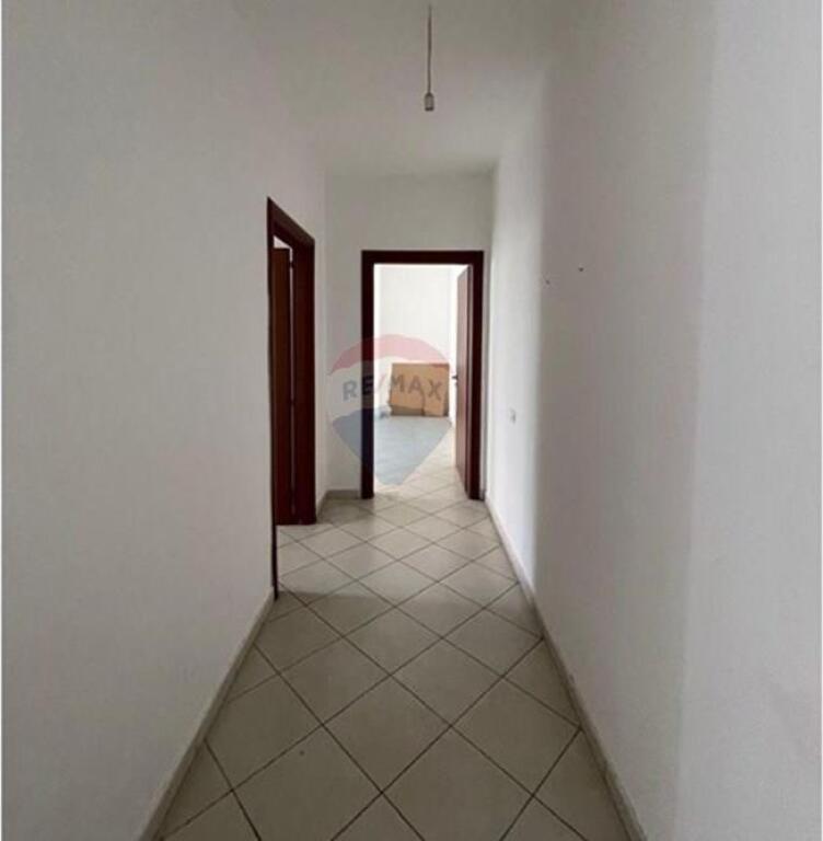 Appartamento - In Vendita - Via 3 Deshmoret, Tirana(ID: 530471002-241)