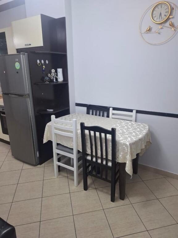 Affittasi appartamento 2+1 sulla spiaggia di Hekurulla