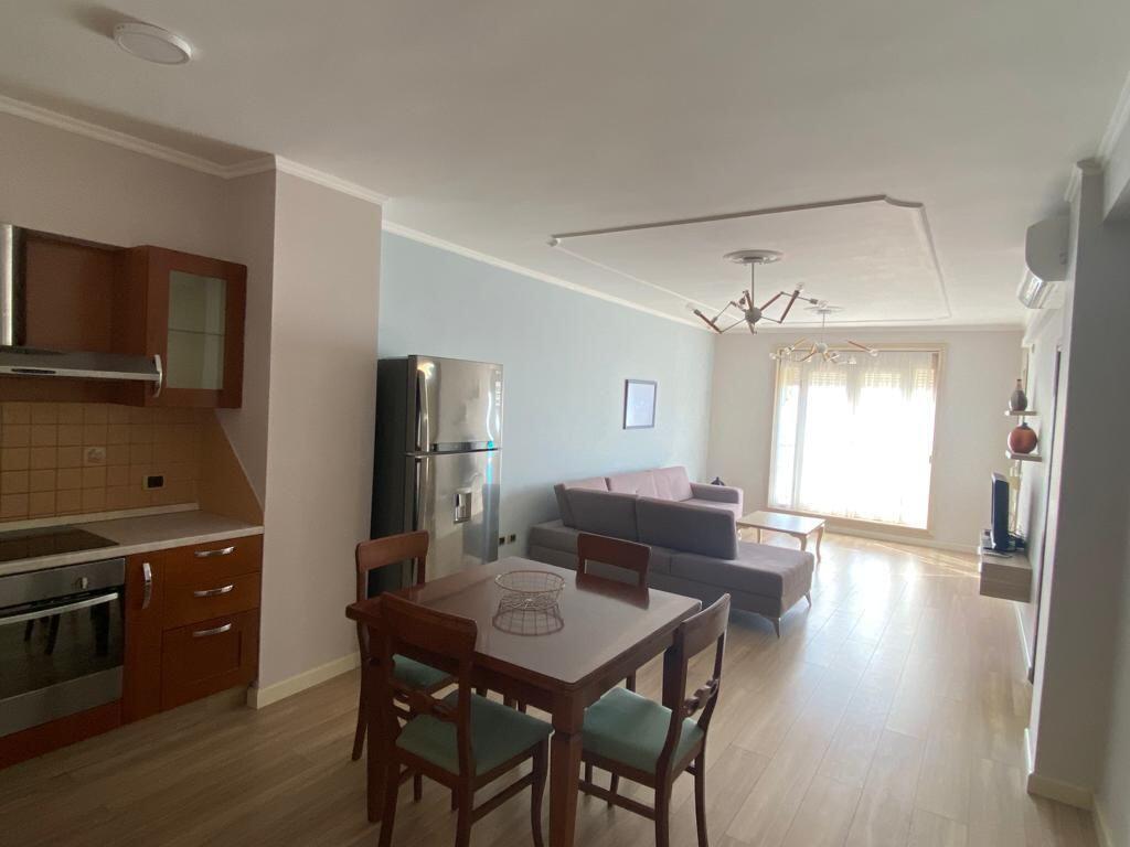 Appartamento 1+1 in affitto con vista mare nel quartiere 13 Durres