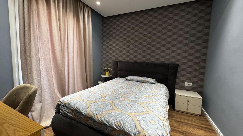 Apartament 3+1 per qira ne Qender!