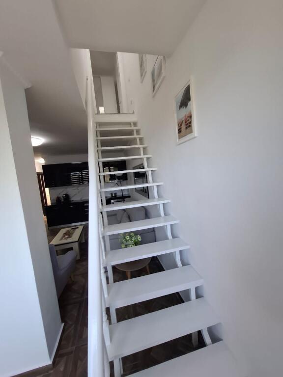 Duplex for rent at Shkembi i Kavajes