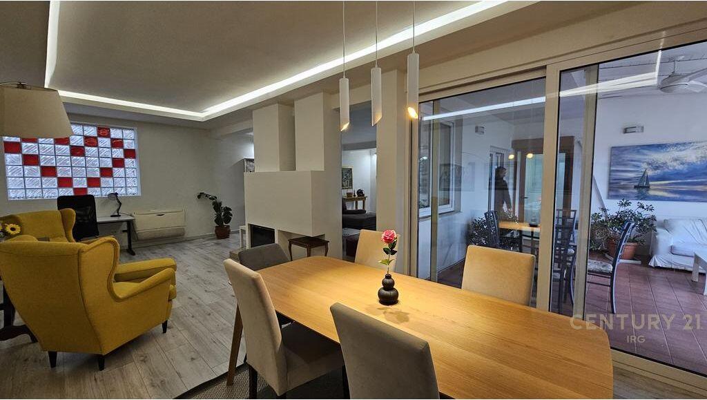 Apartment 3+1+2 for sale in the Ish-Blloku area