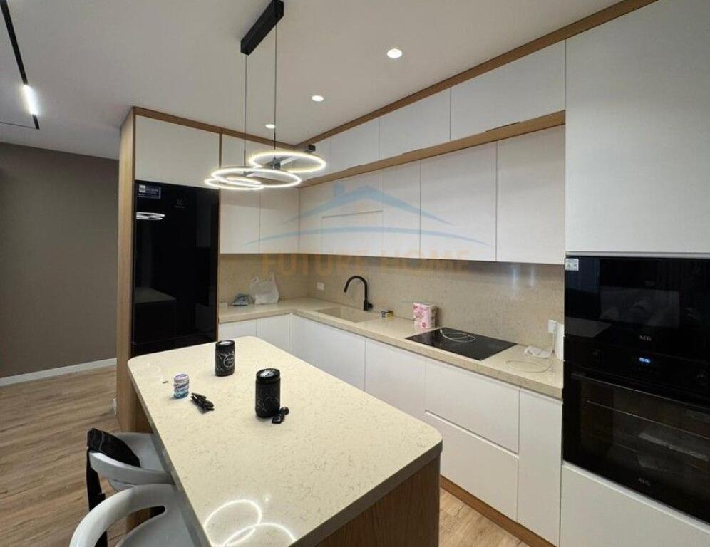 Qera, Apartament 2+1+2+Post Parkimi, Kompleksi Delijorgji , Tirane..
