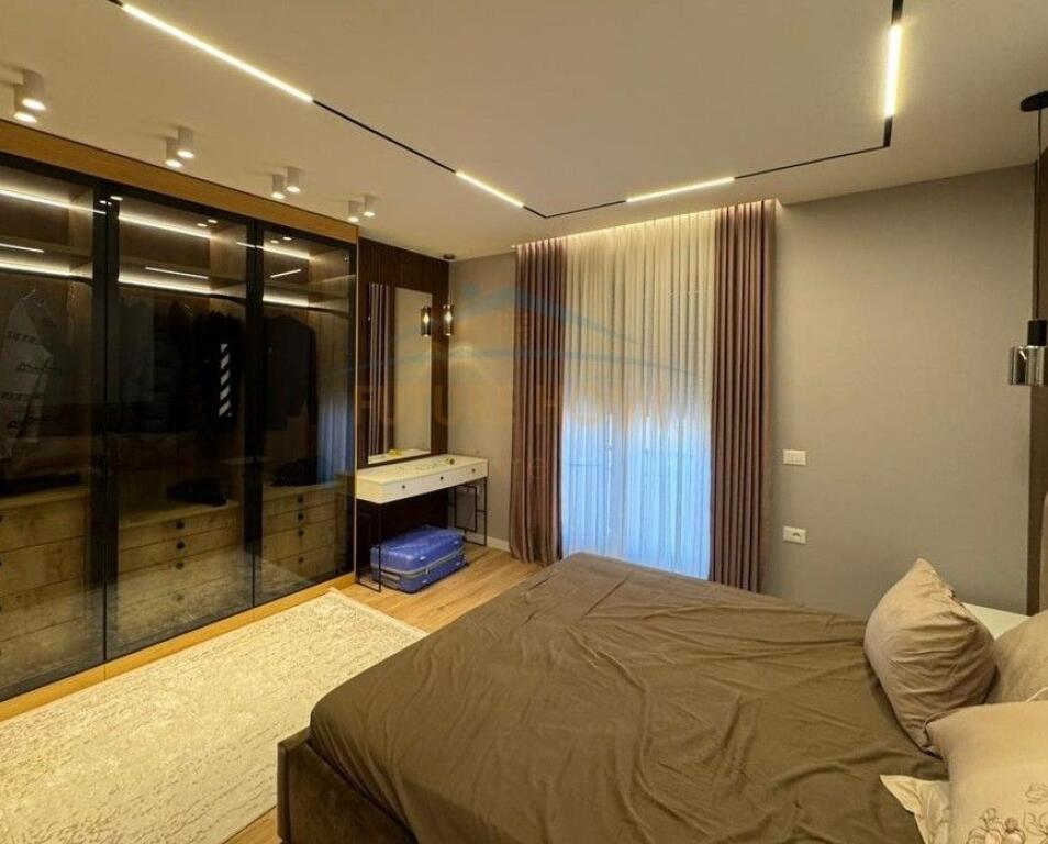 Qera, Apartament 2+1+2+Post Parkimi, Kompleksi Delijorgji , Tirane..