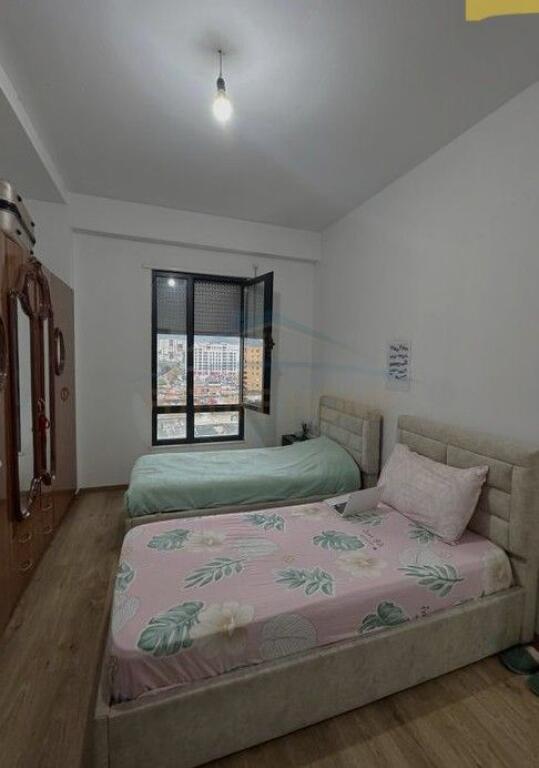 For sale, Apartment 2+1+2+ Parking Space, Porcelain, Tirana