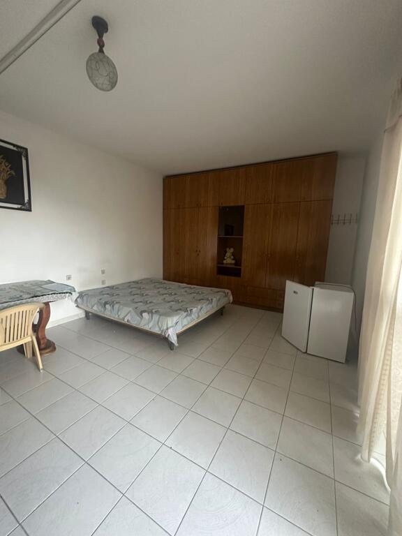 Studio apartment for rent