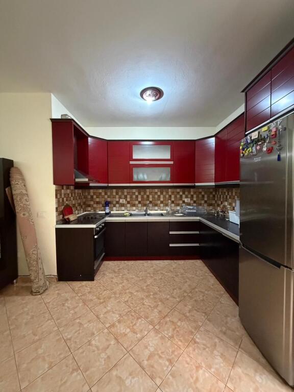 jepet me qira apartament 2+1, Koder e Diellit