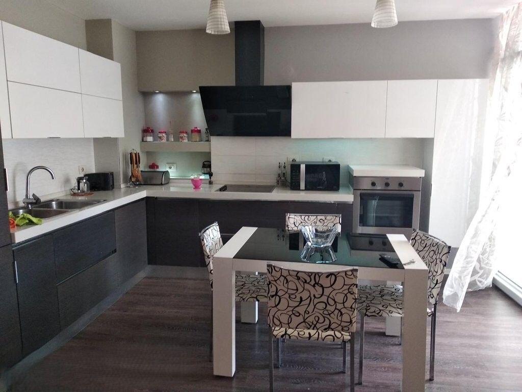 Appartamento 2+1+2 in affitto a Kodra e Diellit 1 750 € /Mese