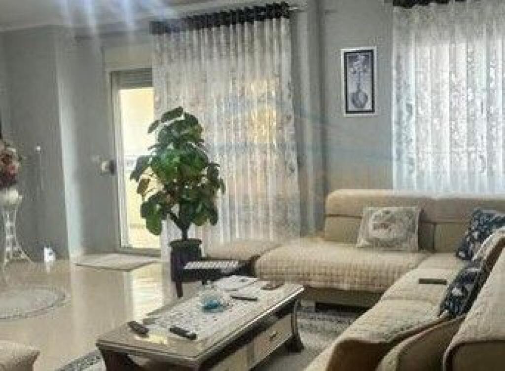 In vendita, Appartamento 2+1+2+Posto Auto, Via Dajtit Fresk, Tirana