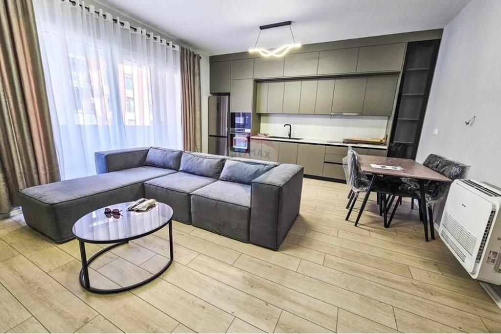 Apartament 2+1 + Post Parkimi Rruga e Dafinave