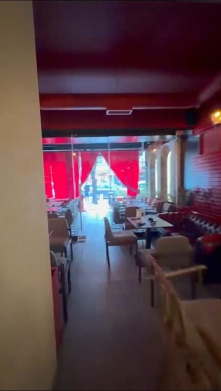 JAPIM AMBJENT BAR KAFE ME QERA NE BLLOK ! 4,500 € /Muaj
