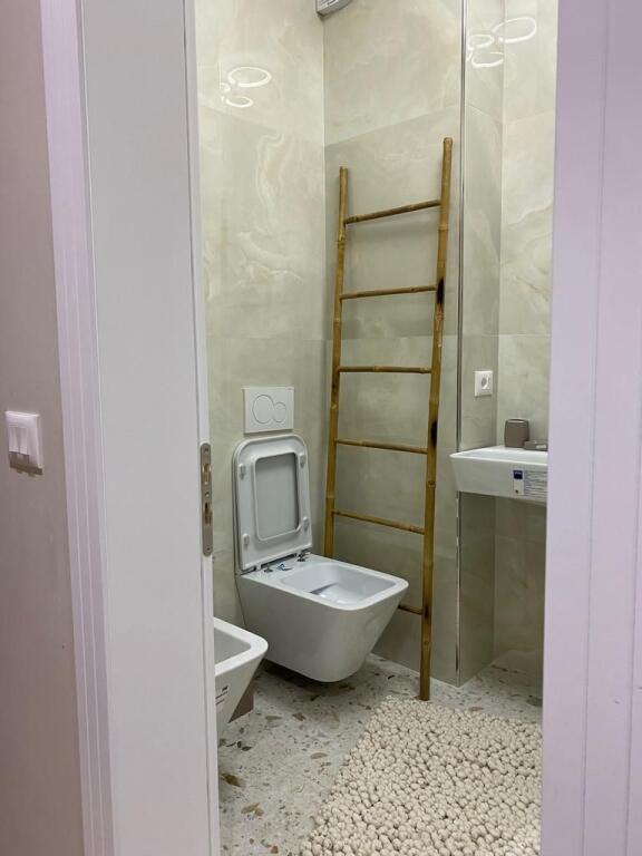 Apartment 1+1 modern for rent given  neighborhood 13 Durres