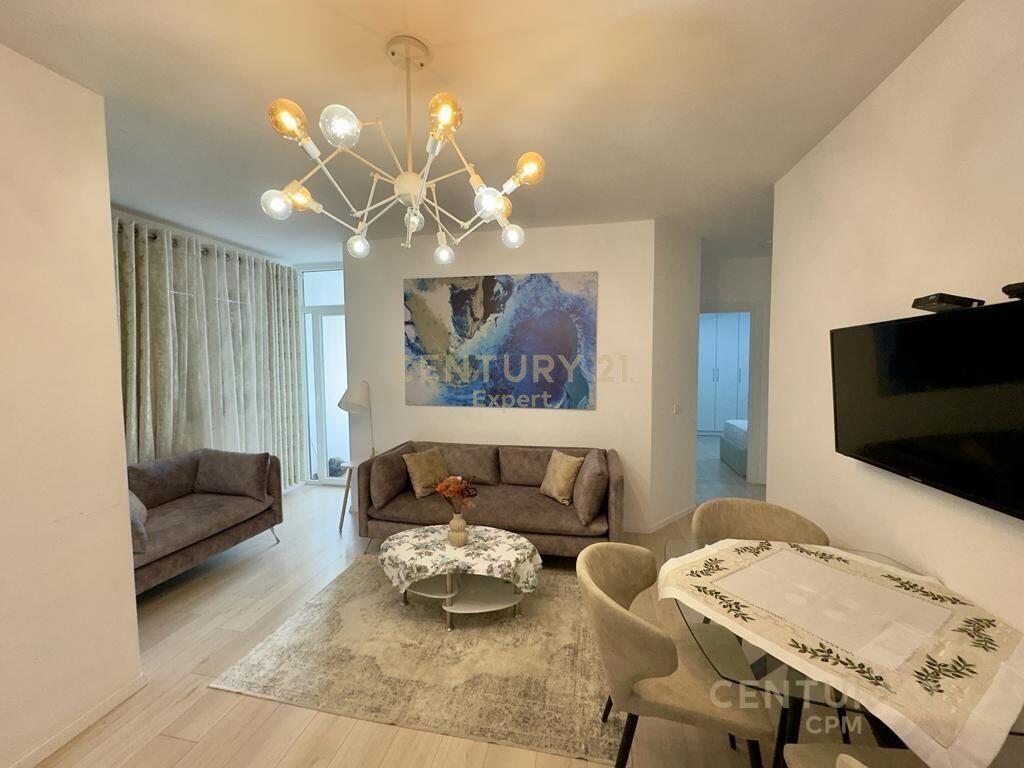 Apartament 2+1 per qira,Pazari i Ri