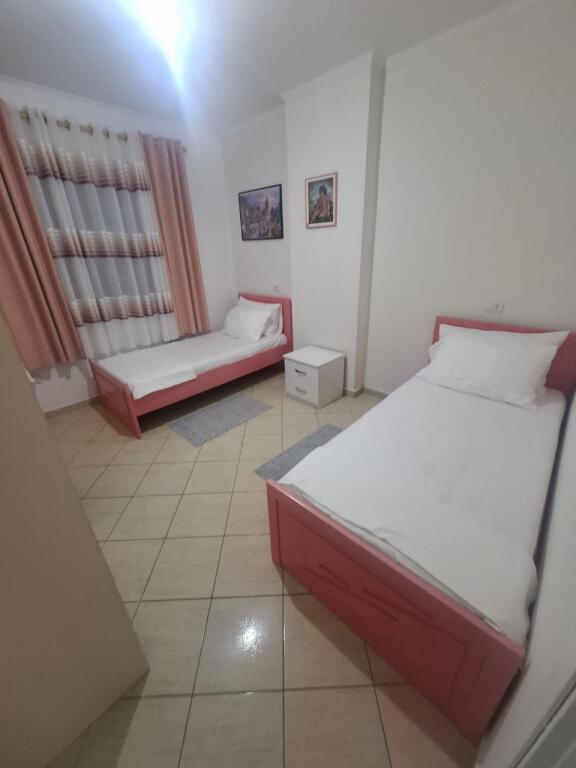 Affittasi appartamento 2+1 sulla spiaggia di Hekurulla