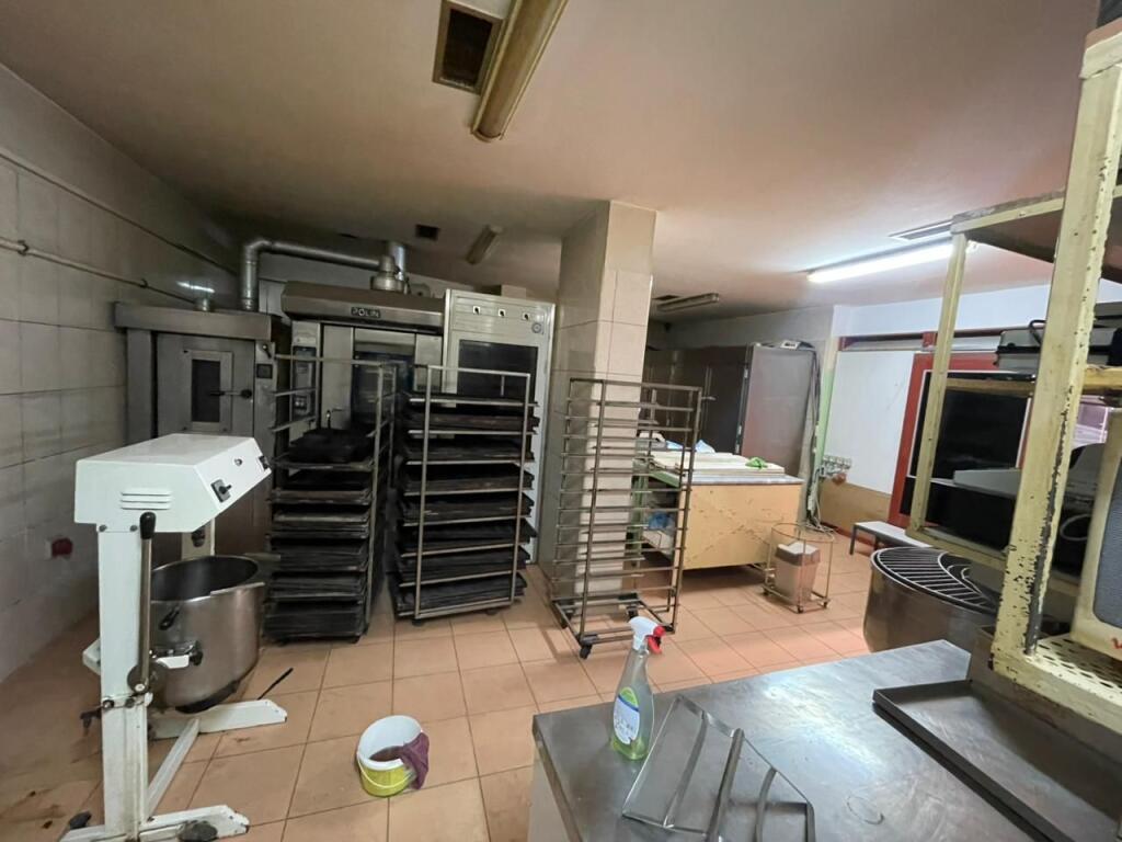 Locale in affitto Lago secco vicino allo Zoo