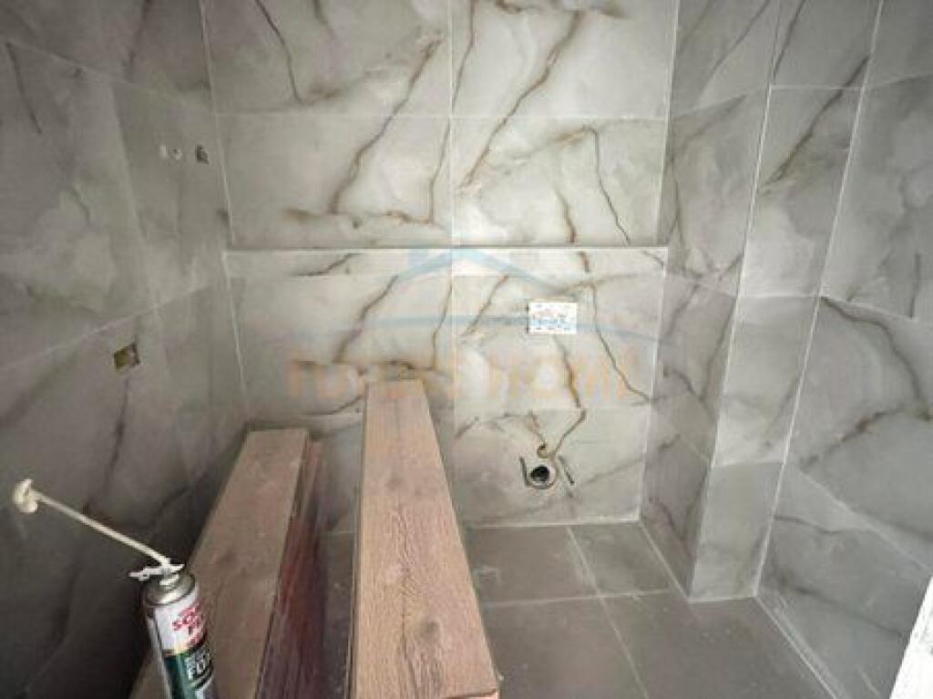 In vendita, Appartamento 1+1 Yzberisht, Complesso “Sino Llane”
