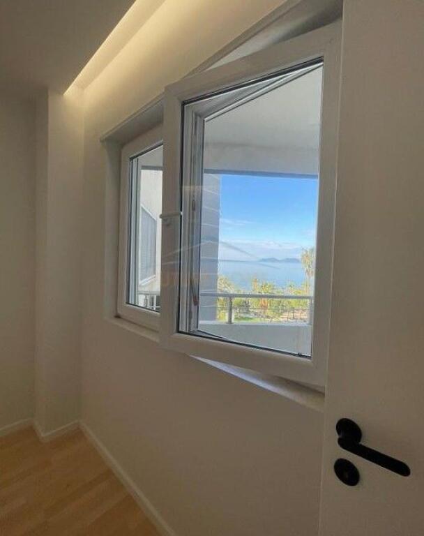 In vendita, appartamento 2+1, Lungomare, Vlore.