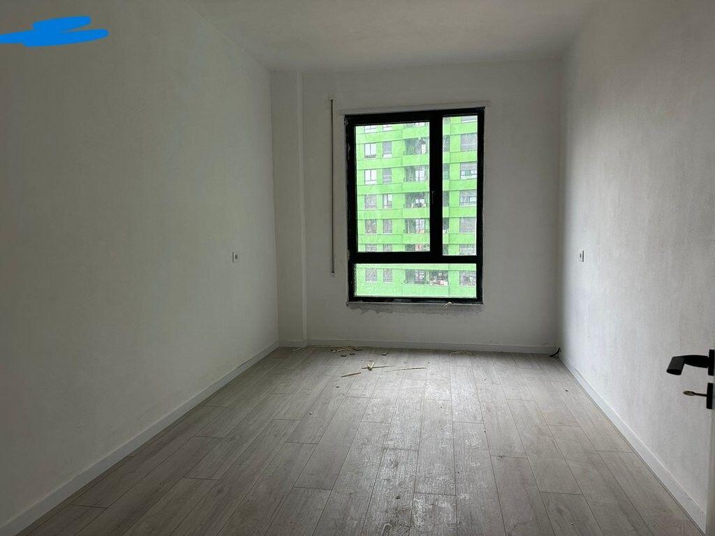 Apartment 3+1+2 for sale on 5 Maji Street 180,000 €