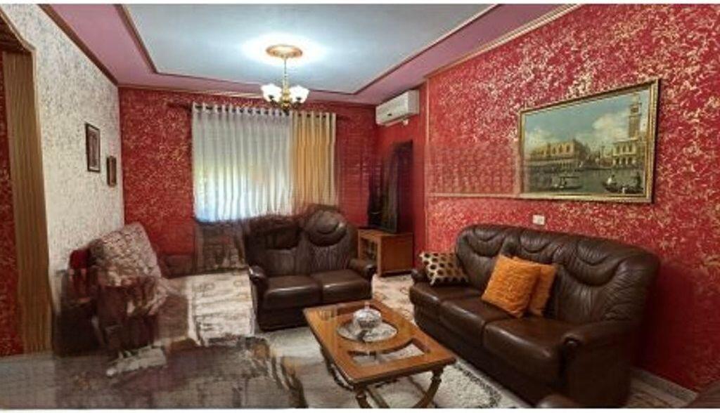 APPARTAMENTO GRANDE 2+1+2 + 2 BALCONI VICINO ALL'EX ULTIMA STAZIONE DELLA NUOVA TIRANA! 270.000 €
