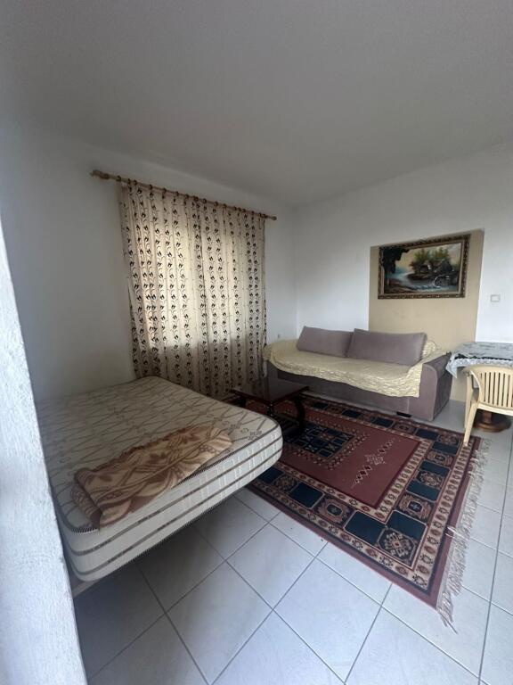 Studio apartment for rent