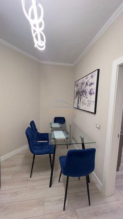 Affitto, Appartamento 1+1, Via dei Kosovari, Tirana.