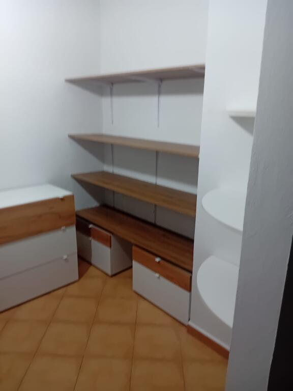 Jepet me qera apart 1+1 perballe Ambasades USA