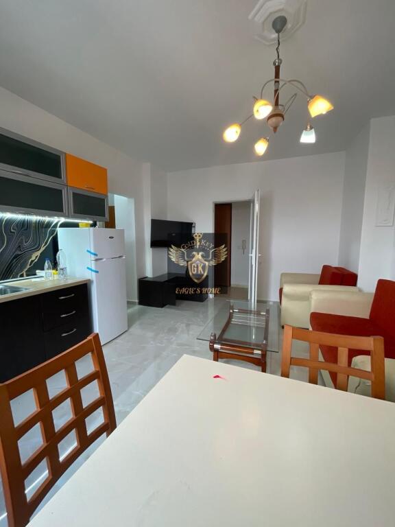 🏡 Appartamento in affitto 1+1 – Vicino a Flagship Center, Durazzo