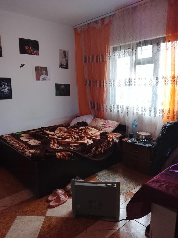 Rental sharing for girls