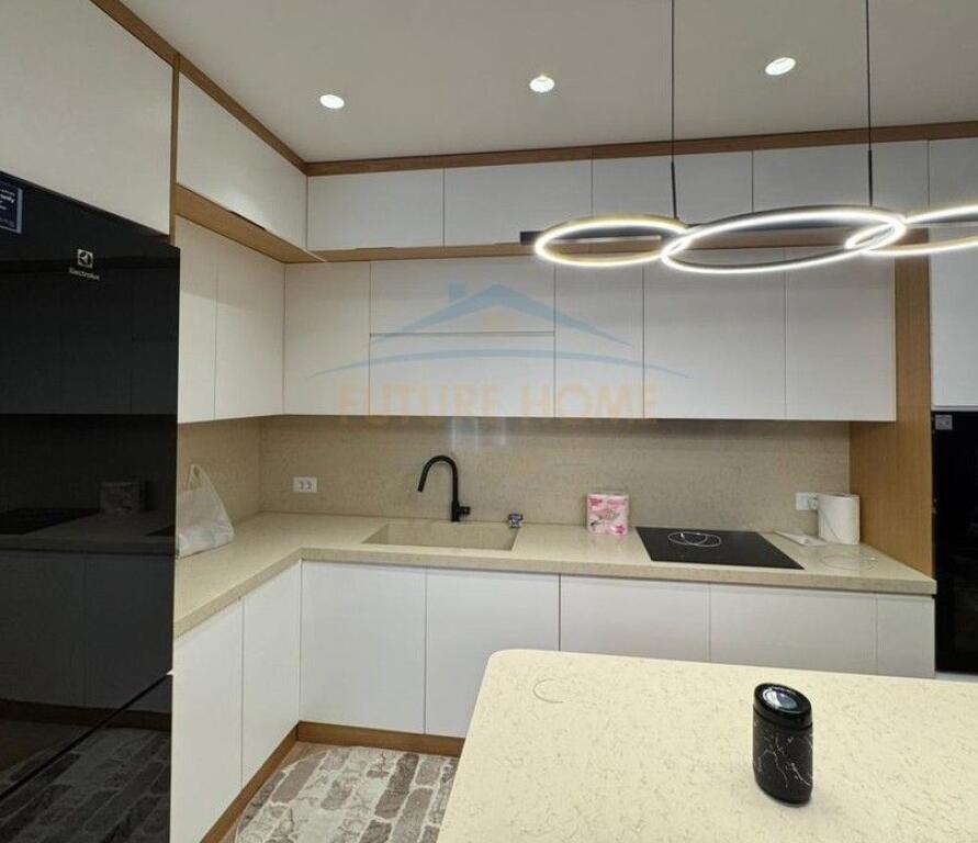 Qera, Apartament 2+1+2+Post Parkimi, Kompleksi Delijorgji , Tirane..