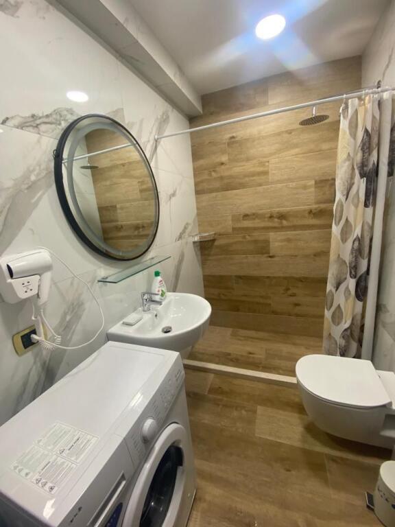 Appartamento 1+1 in affitto con vista mare nel quartiere 13 Durres