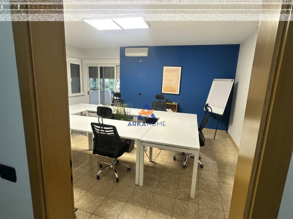 UFFICIO IN AFFITTO 60M2 "VIA PJETER BOGDANI, BLLOK" 1800 EURO