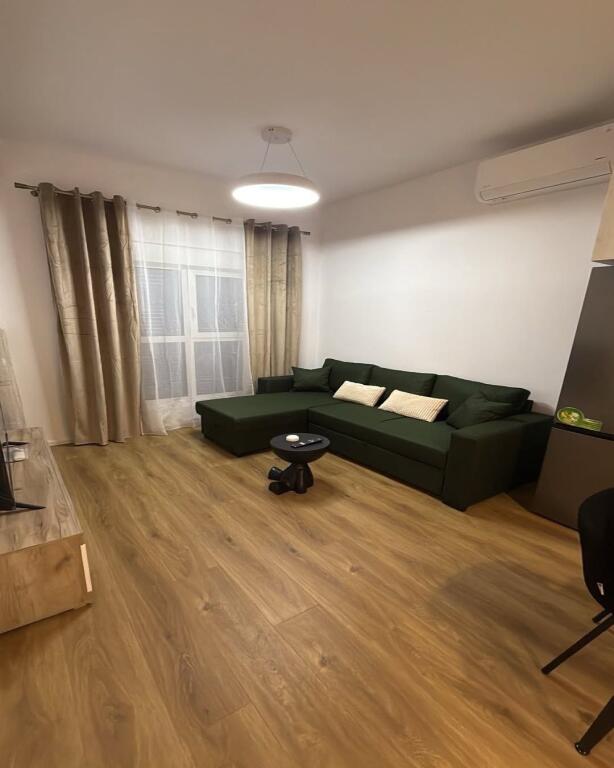 APARTAMENT 1+1+BALLKON ME QIRA – ALI DEMI (KOMPLEKSI KADIU)