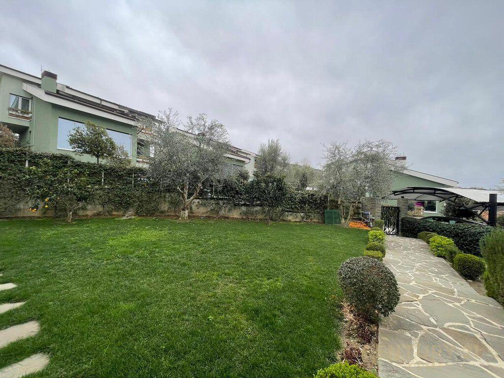 Jepet me Qira Vilë Moderne – Long Hill, Tiranë