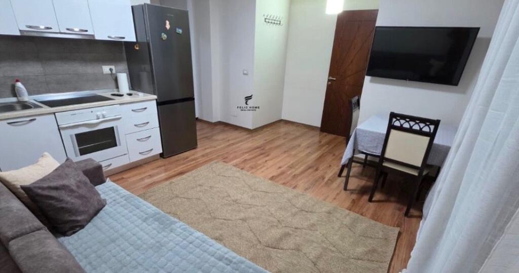 APARTAMENT ME QERA 1+1 RRUGA ELBASANIT 45.000 LEKE
