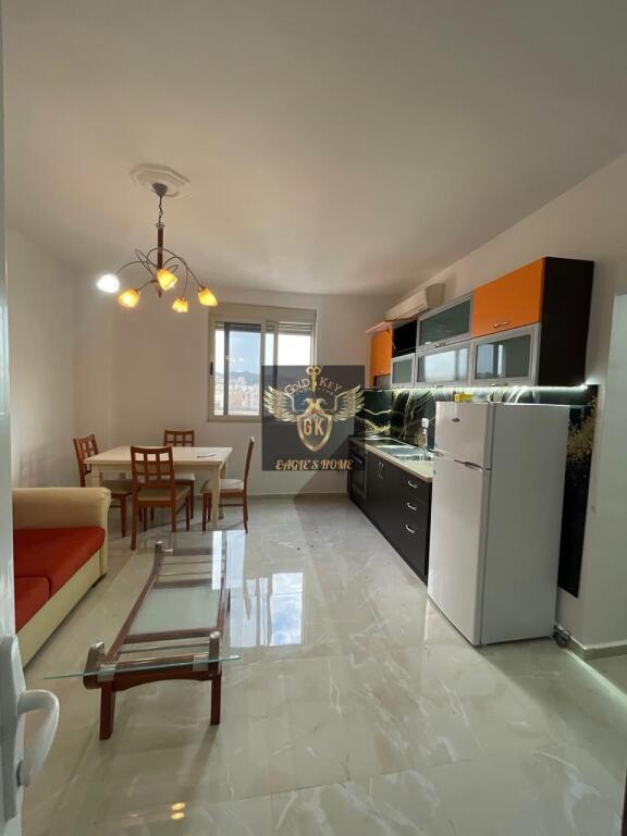 🏡 Appartamento in affitto 1+1 – Vicino a Flagship Center, Durazzo