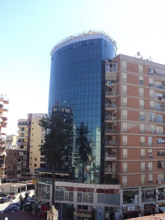SHITET APARTAMENT 2+1+POST PARKIMI– 📍SELVIA BLIHET ME KREDI!