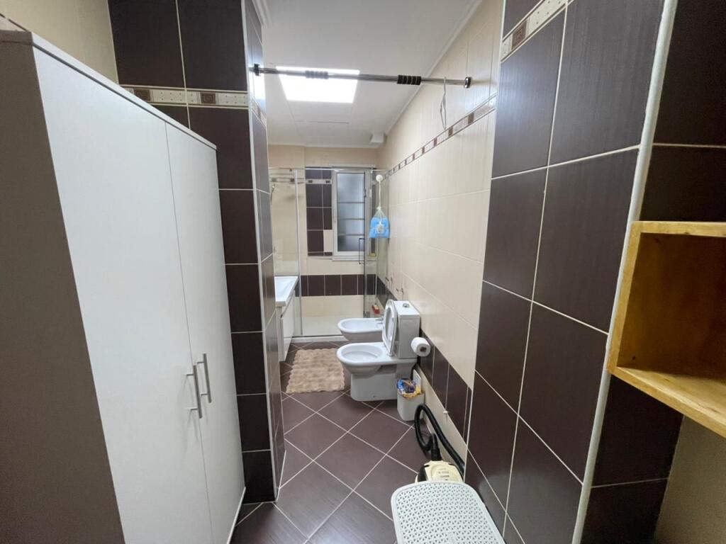Affittasi appartamento 3+1+2 + GARAGE Lago Secco